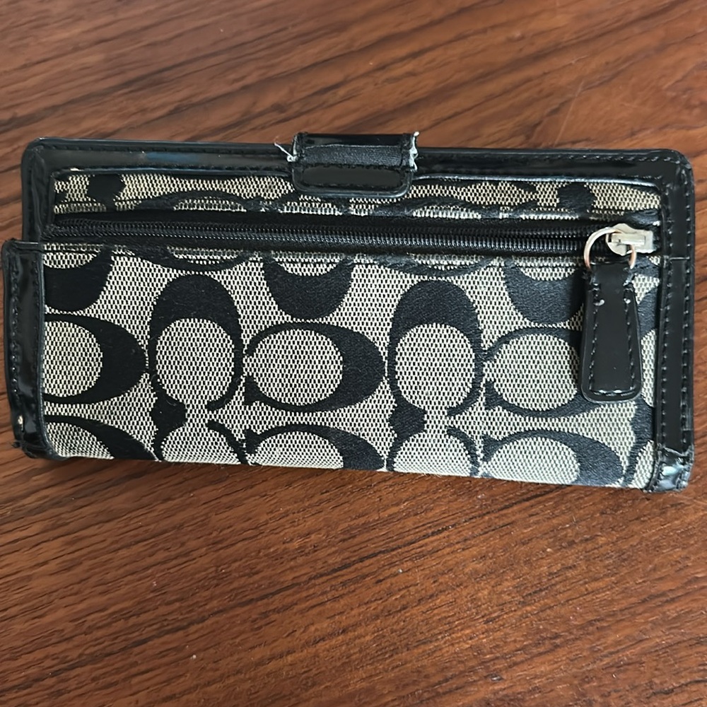 Coach Wallet - Picture 2 of 7